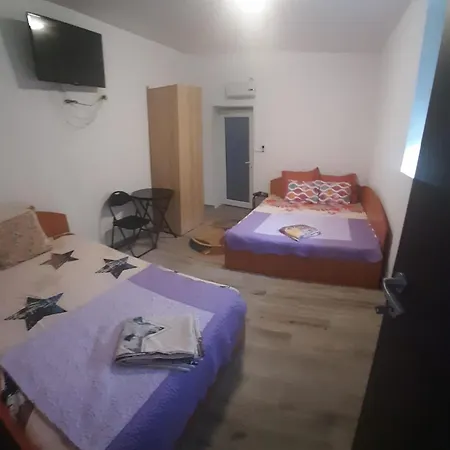 Casa Floresita 3* אפורי נורד