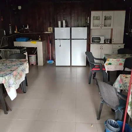 בית הארחה Casa Floresita אפורי נורד