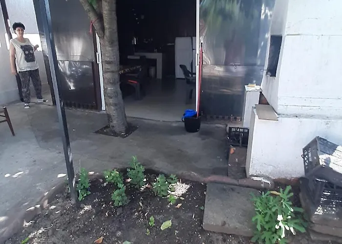 Casa Floresita Vendégház 3*